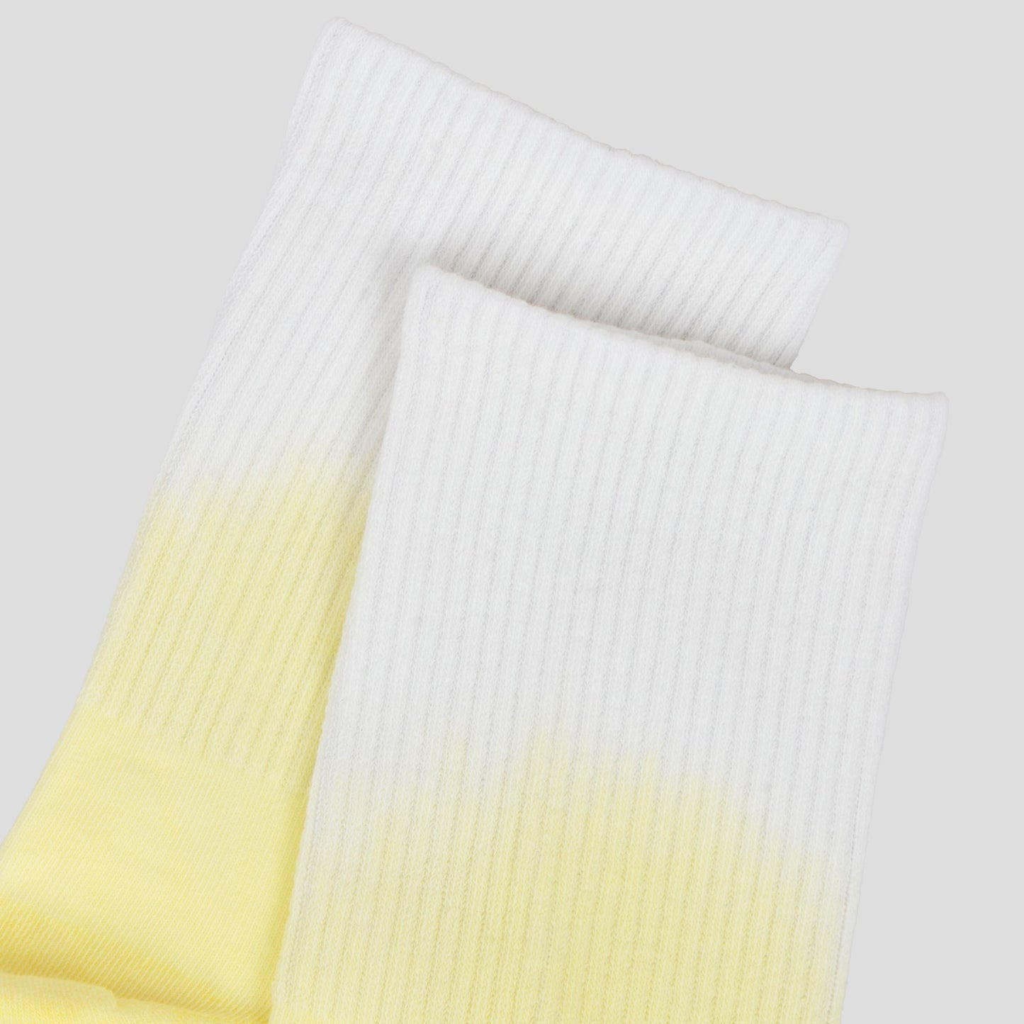 Gradient Color Athletic Crew Socks Non Slip Silicone Cushioned Sole for Yoga Jogging 2 Pairs