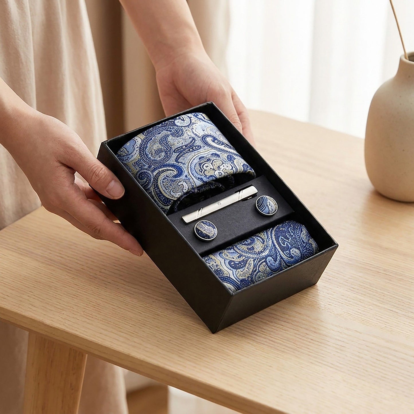 Men's Paisley Pattern Tie Gift Set with Matching Pocket Square Cufflinks and Silver Tie Clip