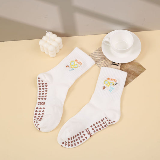 Non Slip Grip Yoga Socks Cute Embroidered Pilates Socks Crew Socks for Yoga Barre Dance 2 Pack