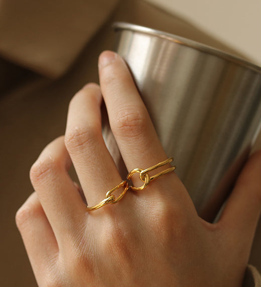 Line Knotted Gold Open Ring