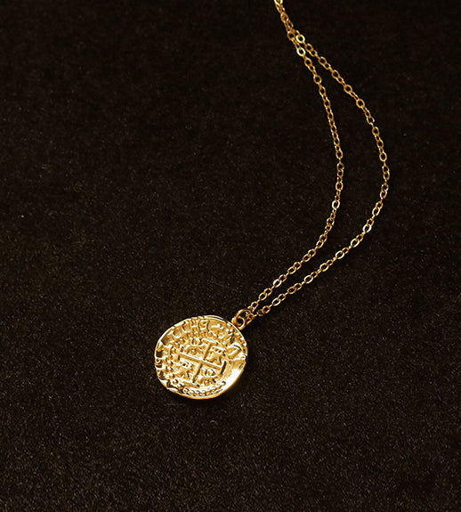 Retro Round Coin Pendant Gold Necklace