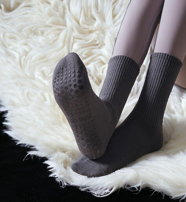 Autumn and Winter Mid-Calf Cotton Non-Slip Yoga Socks for Women