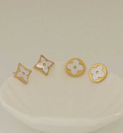 Clover Leaf Gold Ear Studs