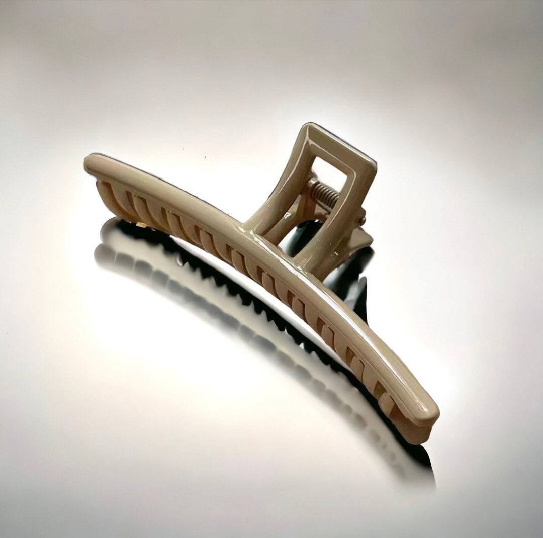Minimalist Claw Hair Clip
