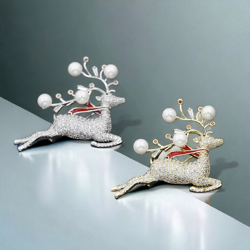 Reindeer Christmas Holiday Crystal Brooch