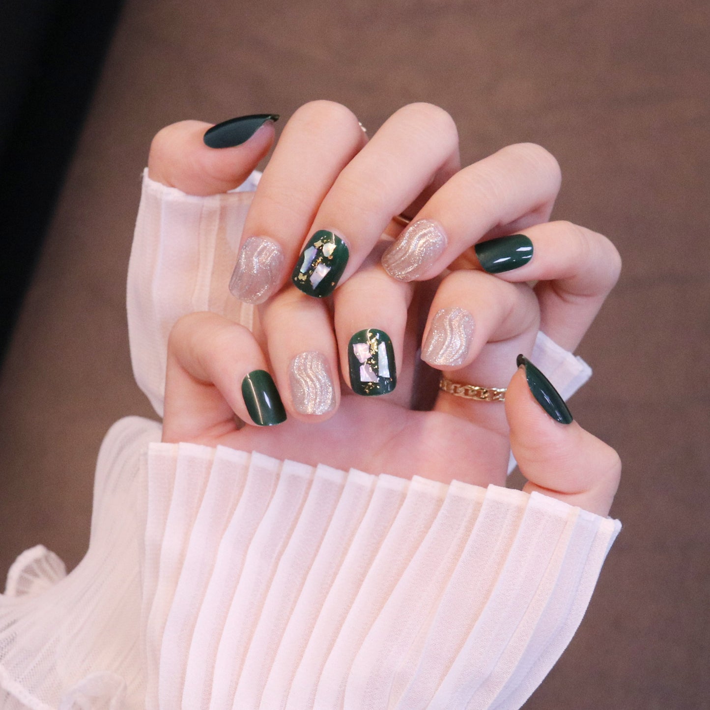 Short Squared Oval Dark Emerald Press on Nails with Waves and Shell Flakes