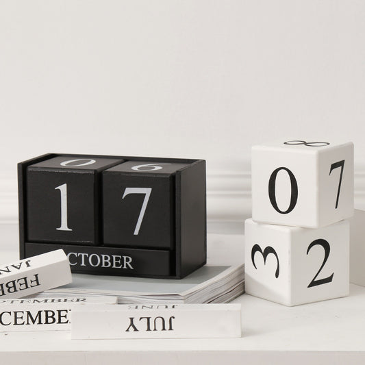 Wooden Desk Block Calendar