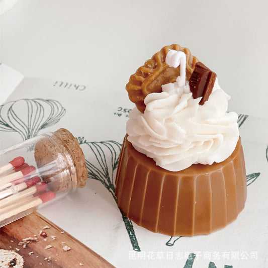Biscoff Cake Decorative Candle