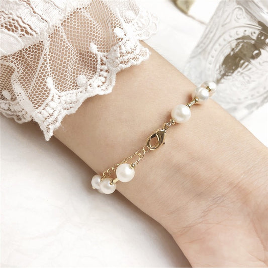 White Iridescent Pearl Bracelet