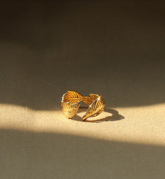 Vintage Leaf Gold Ring