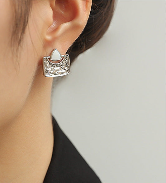 Retro Textured Geometric Shell Earrings