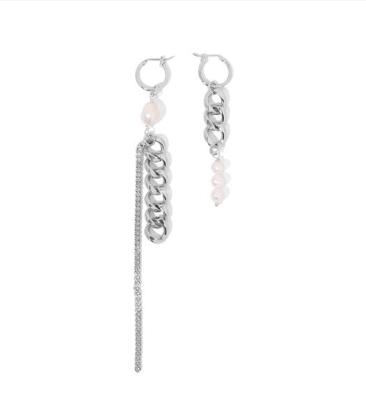 Asymmetrical Chain & Pearls Dangle Earrings