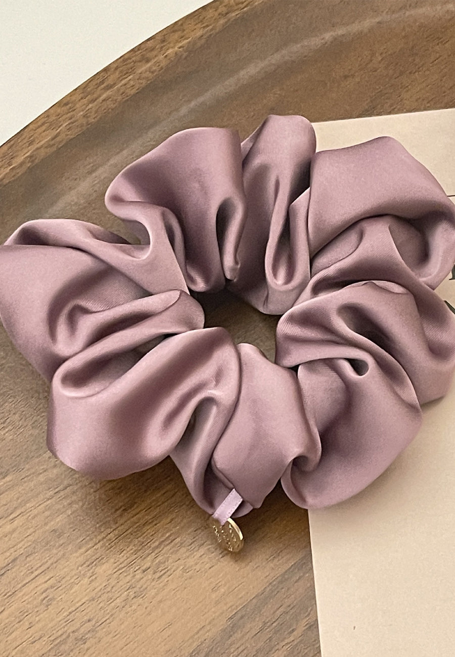 Letter Charm Detail Scrunchie