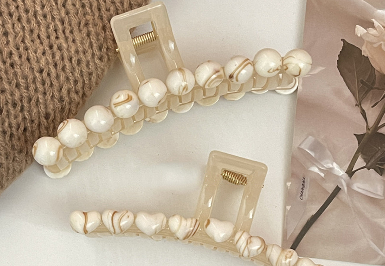 Marble Detail Thin Hair Claw