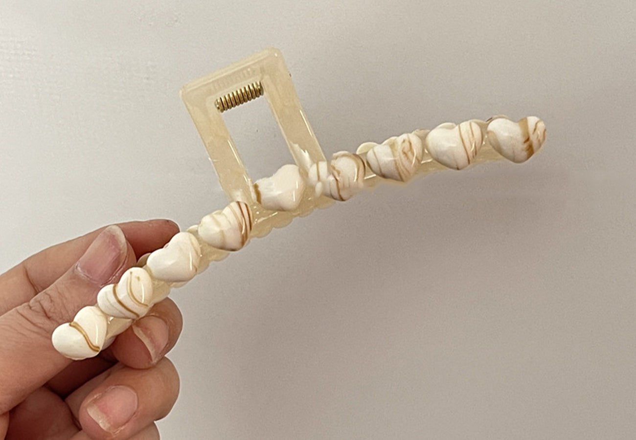 Marble Detail Thin Hair Claw