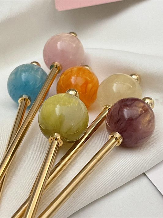 Marble Effect Round Pin