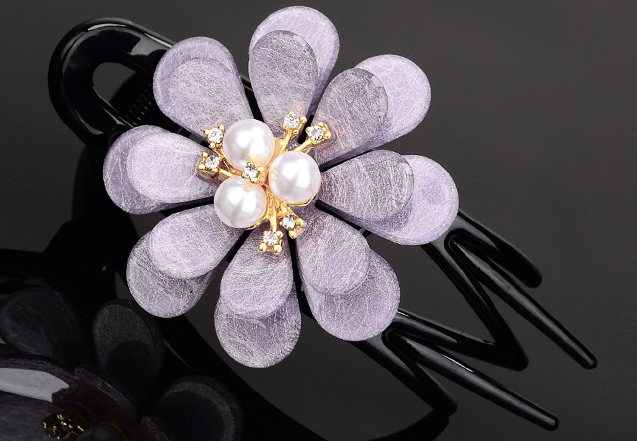 Pearl Detail Flower Hair Clip