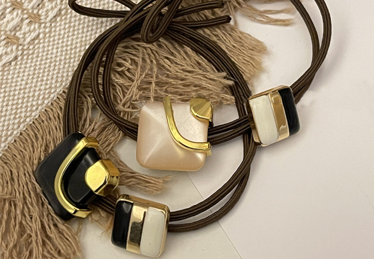 Abstract Metallic Charm Elastic Hair Tie