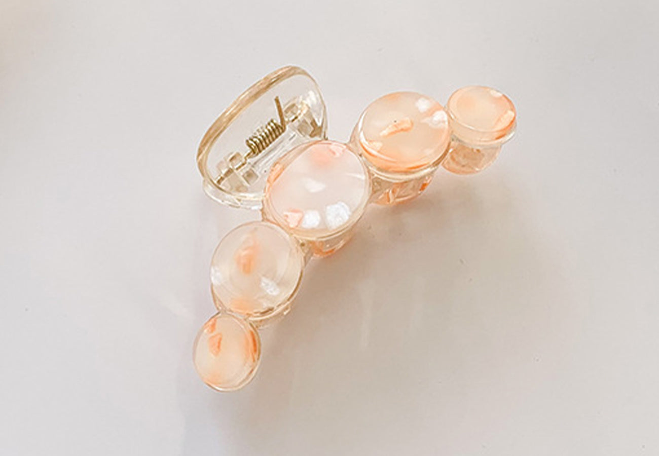 Speckle Detail Circle Hair Claw