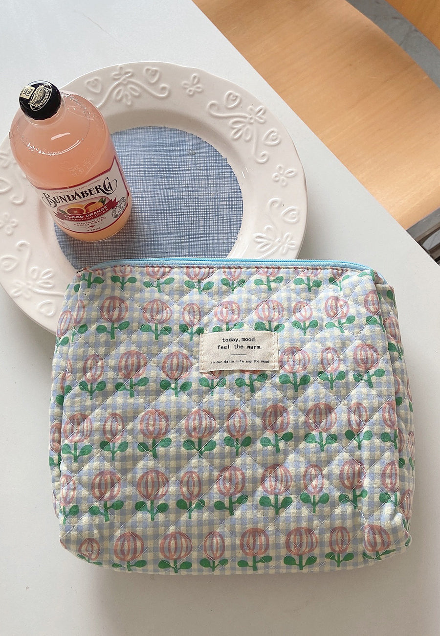 Multicolor Printed Quilt Pouch