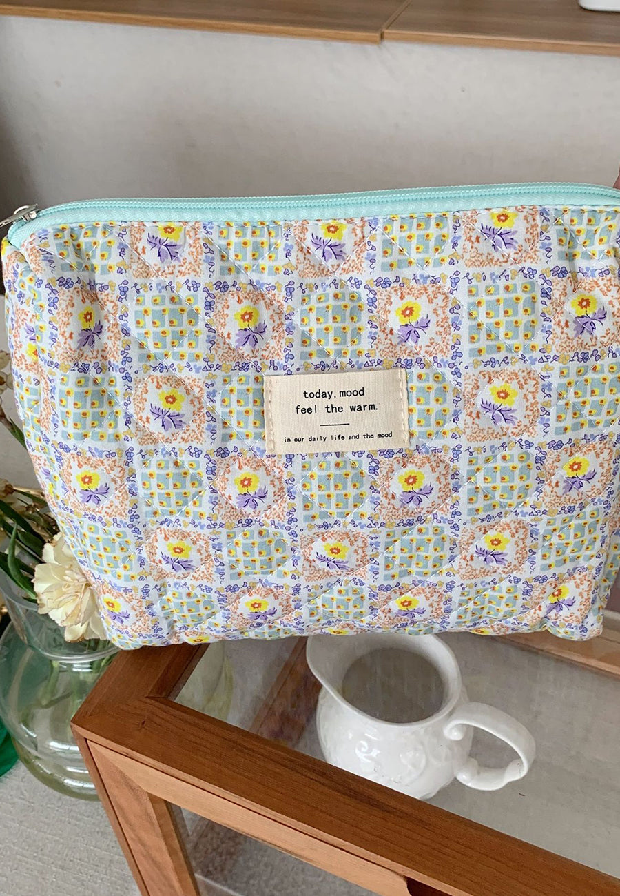 Multicolor Printed Quilt Pouch