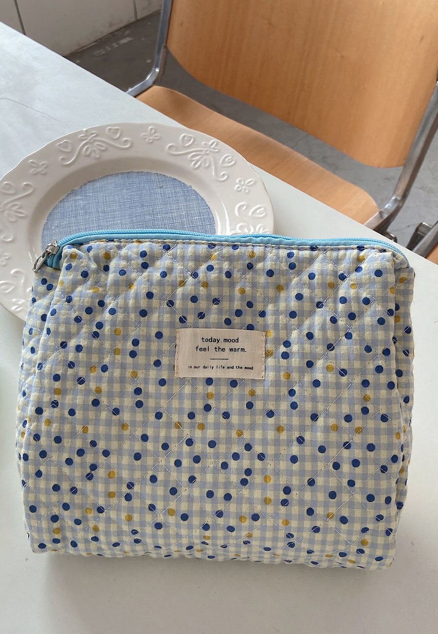 Multicolor Printed Quilt Pouch