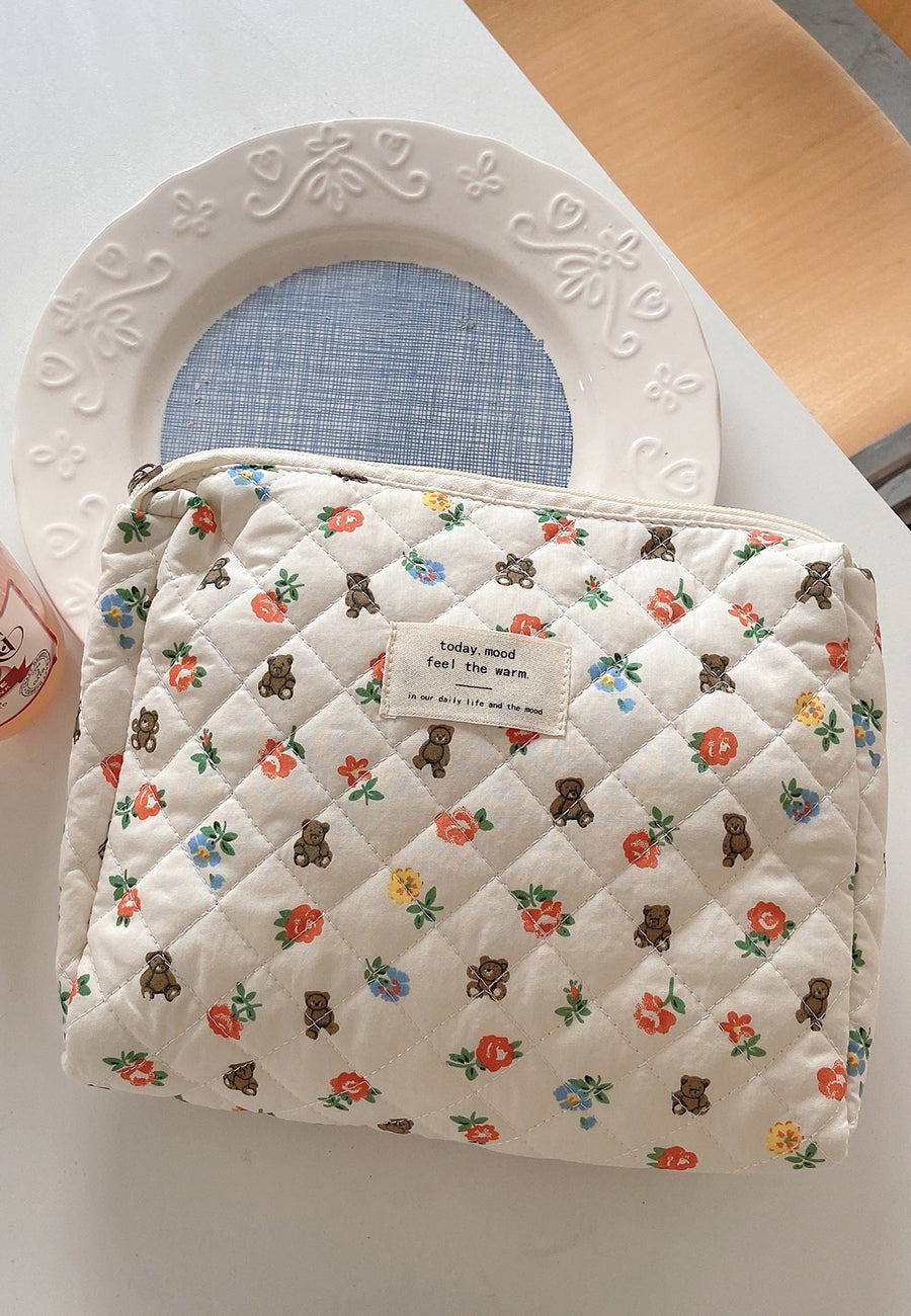 Multicolor Printed Quilt Pouch