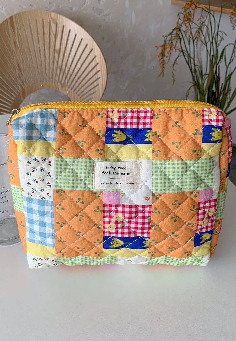 Multicolor Printed Quilt Pouch