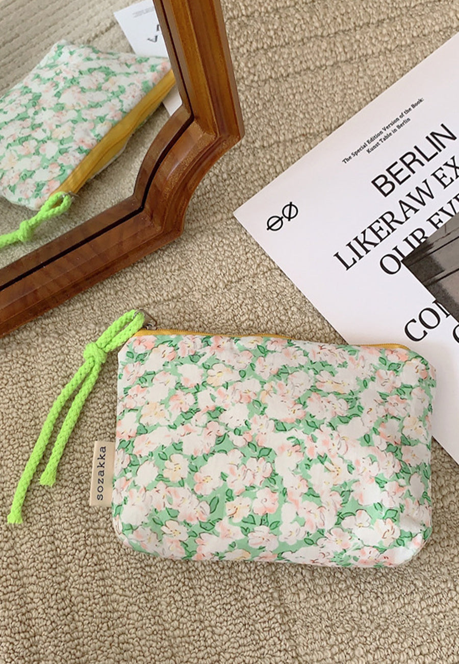 Contrast Rope Zipper Pull Pouch