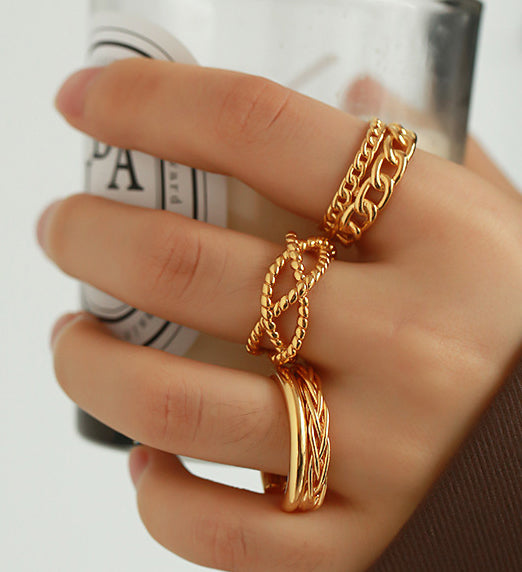 Criss Crossing Gold Ring Variety