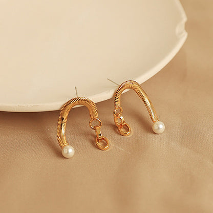 Snake Bone Chain Half Loop with Pearl Earrings