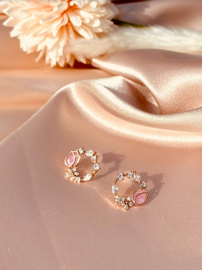 Rose Gold Floral Wreath Earring